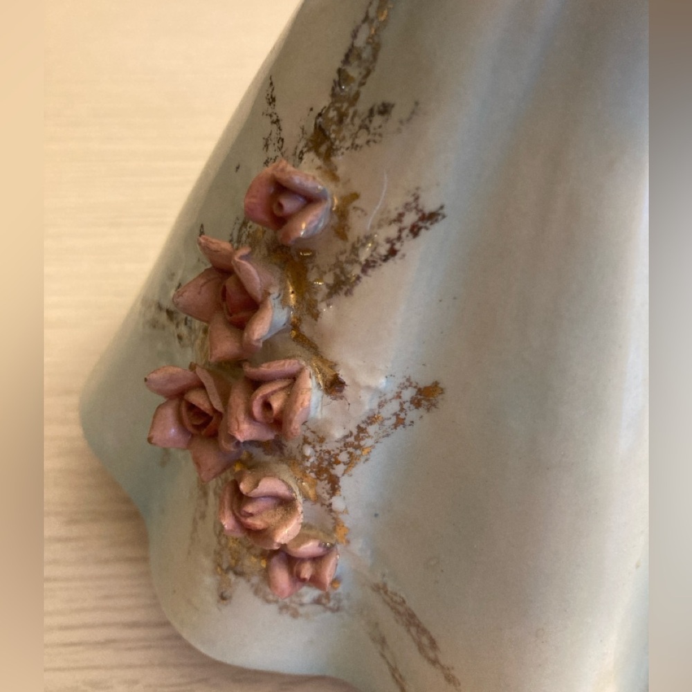 Josef Originals porcelain piece from the Romance series, “The Trousseau" - Picture 3 of 5